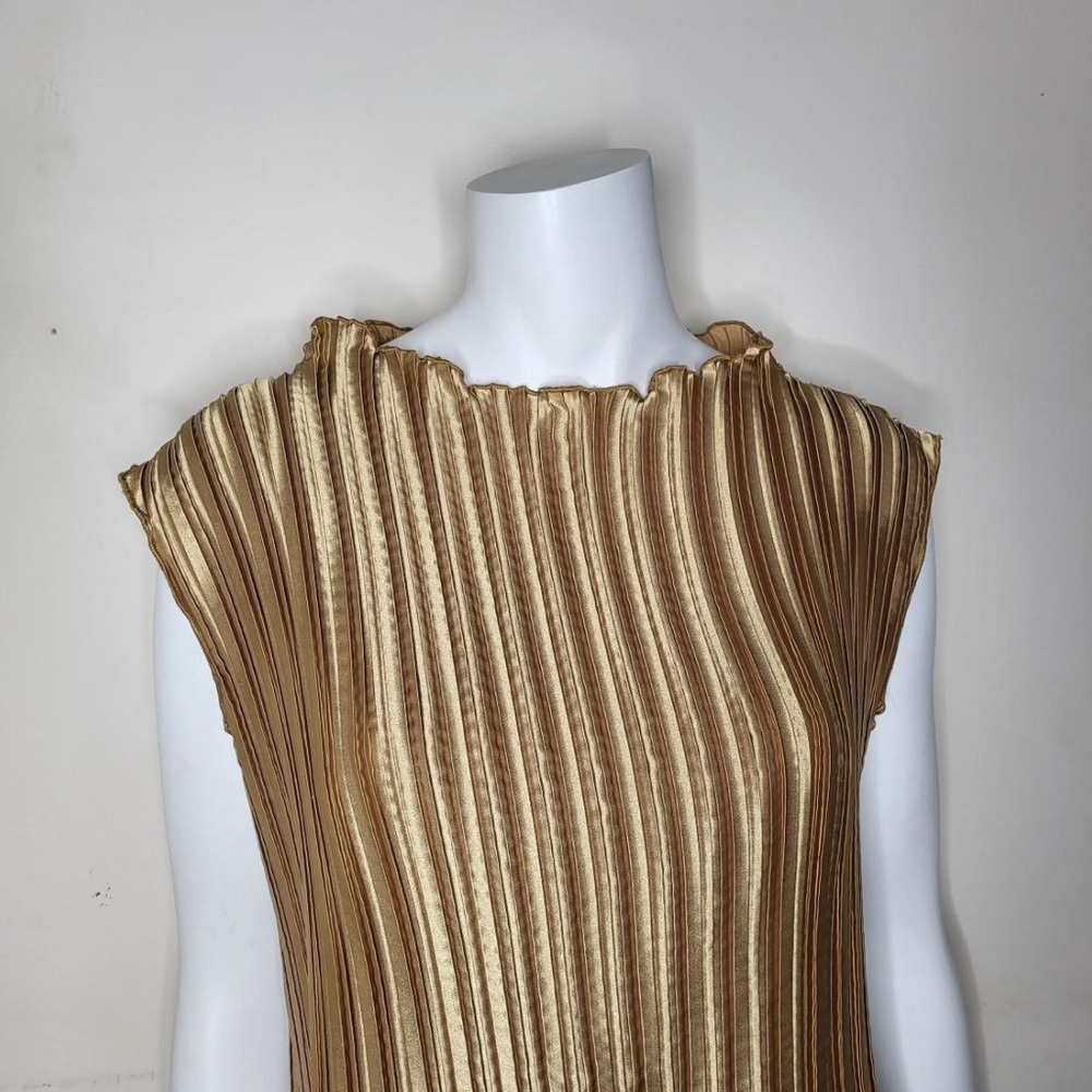Vintage gold pleated top size medium/large